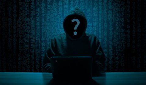 rusky-hacker-ukradol-osobne-udaje-milionom-ludom-a-nasledne-ich-predaval